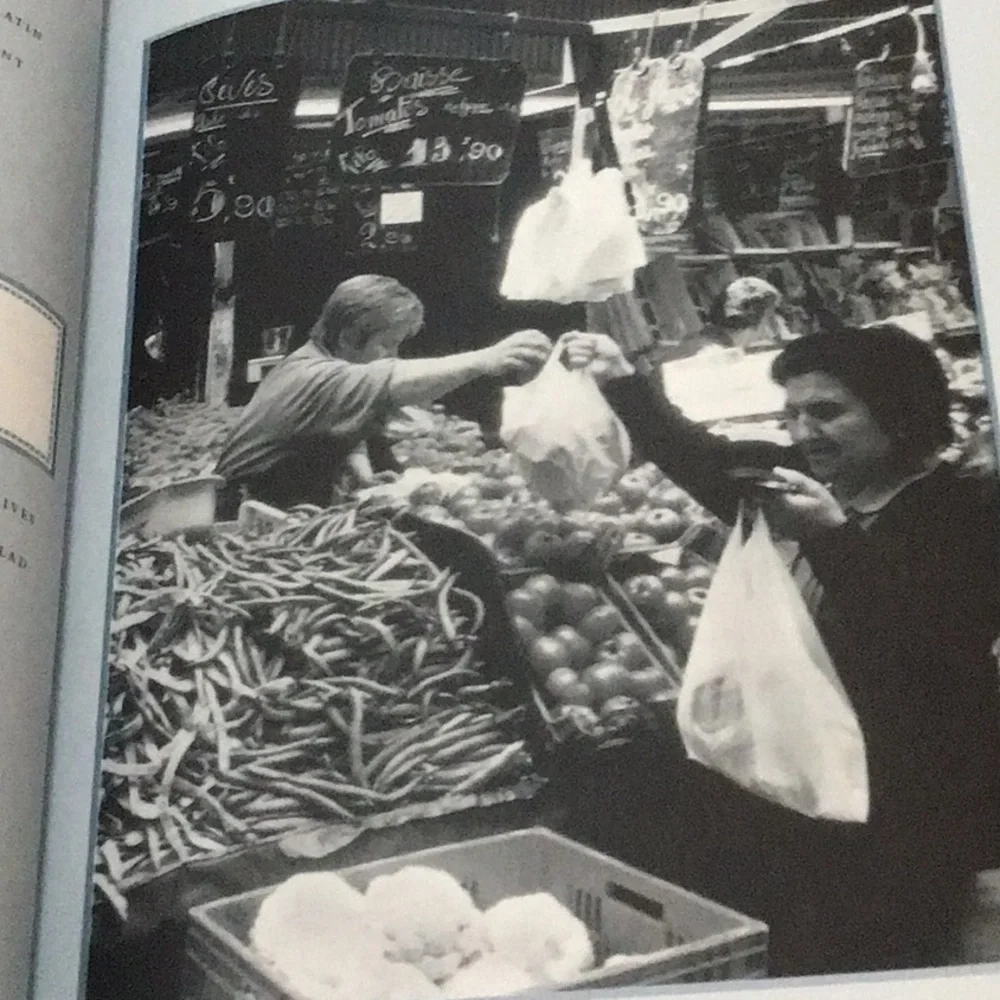 The Paris Cookbook by Patricia‎ Wells NWT